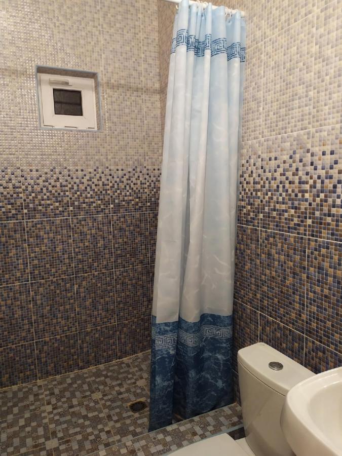 Anna-Saria Guest House Gagra Buitenkant foto